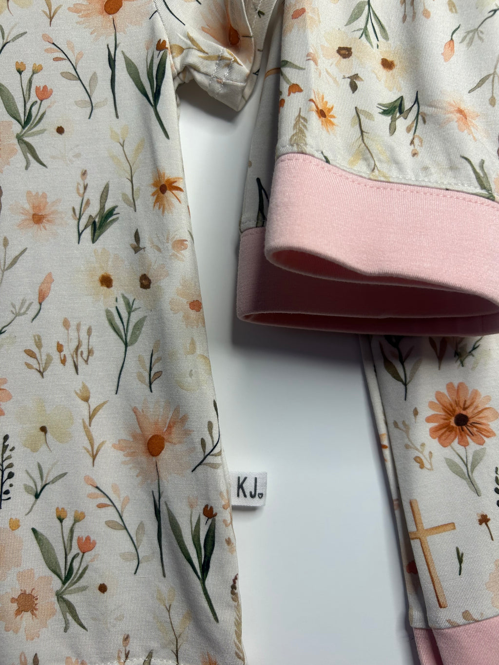 Floral Cross 2-Piece Bamboo Set
