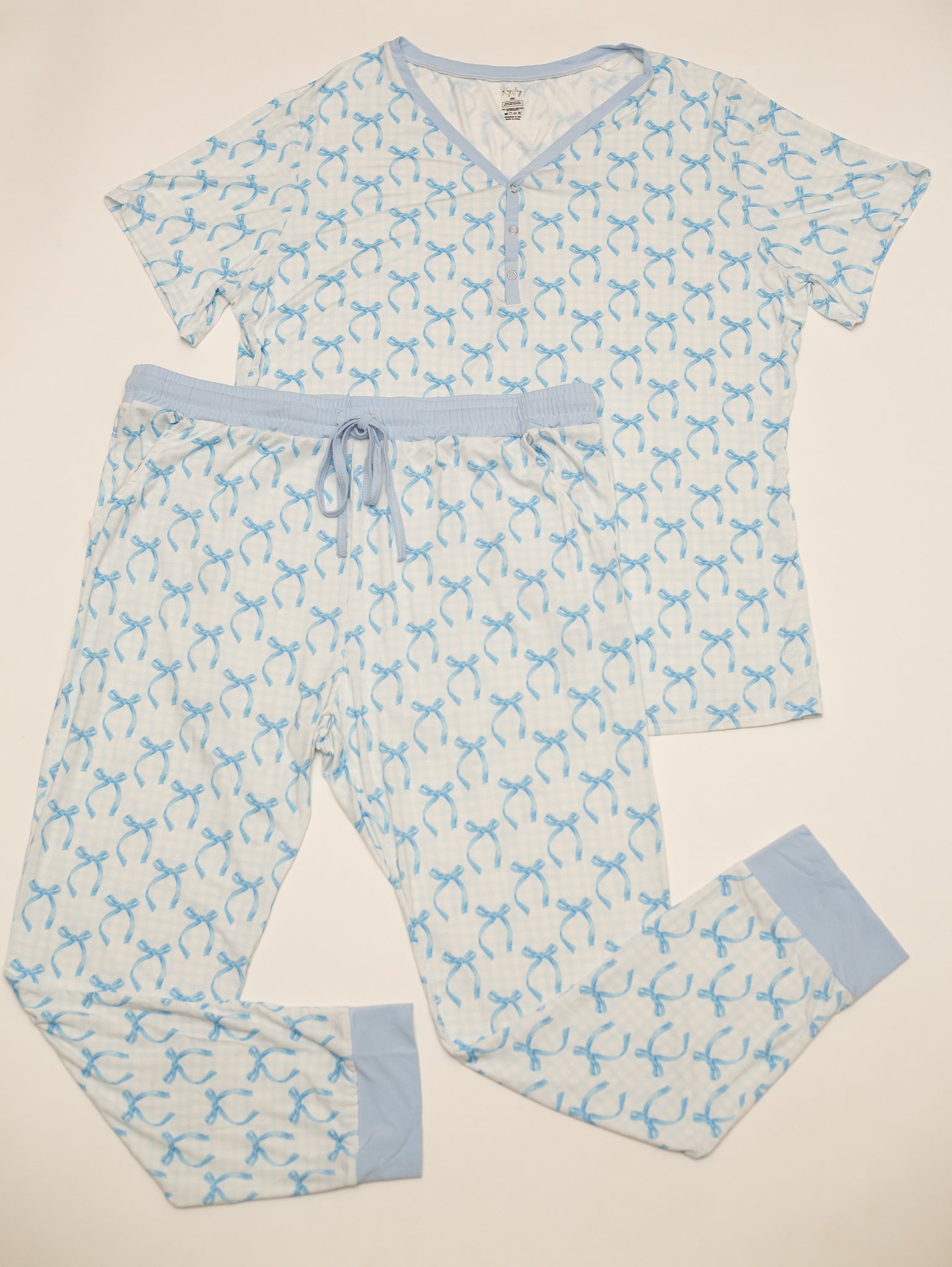 Women’s Bows Bamboo Pajama Set