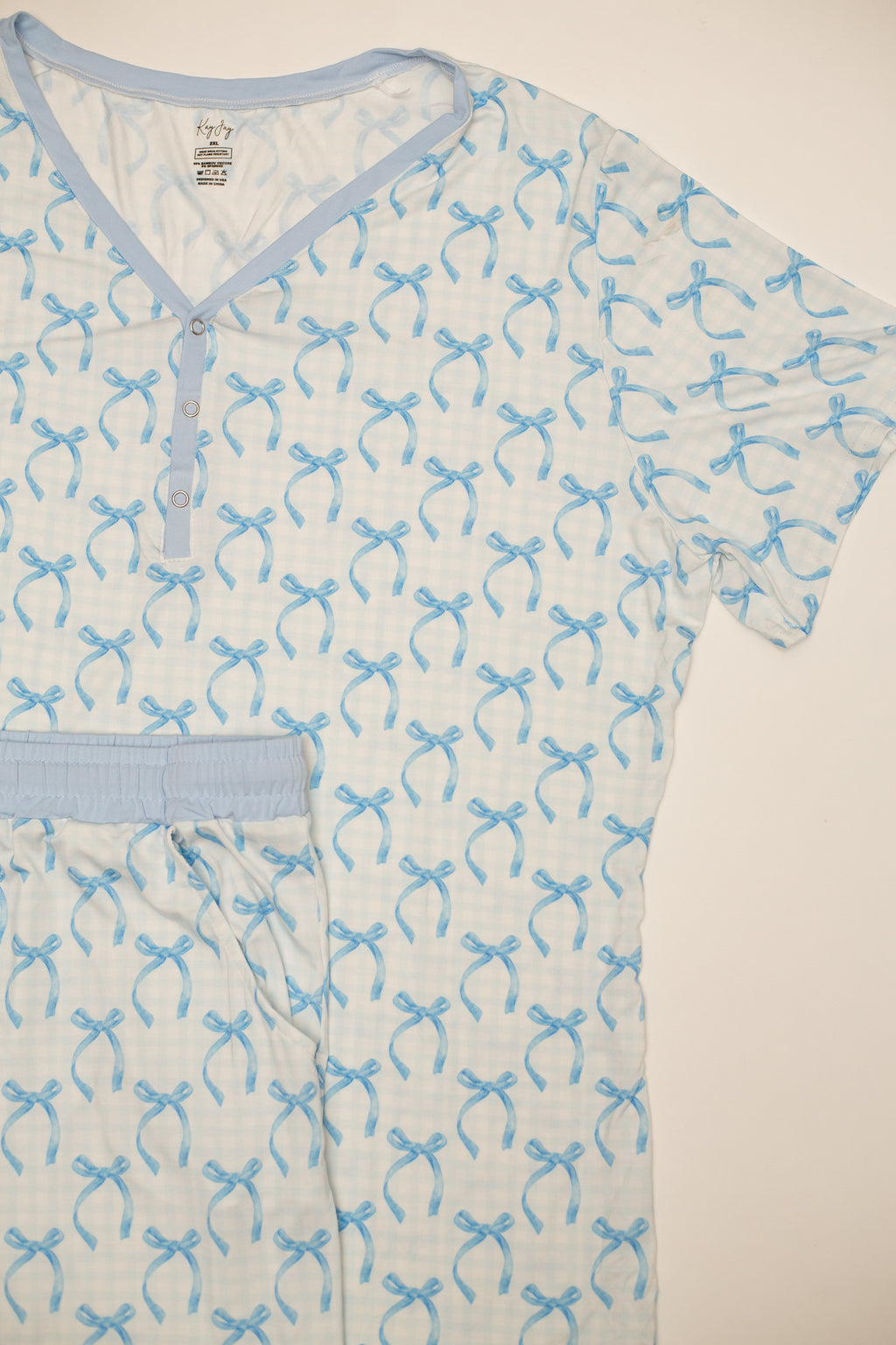 Women’s Bows Bamboo Pajama Set